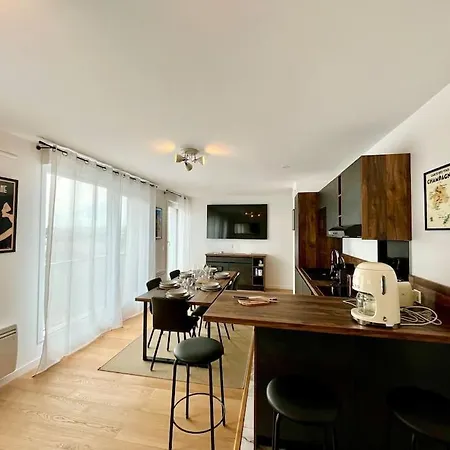 Hermes - En Grand Apartamento *