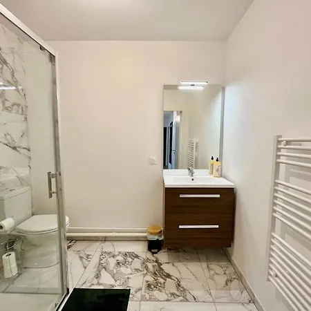 Apartment Hermes - En Grand Reims