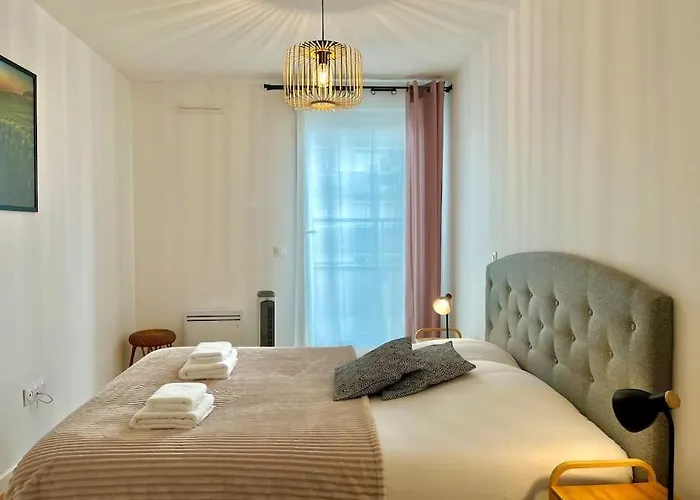 Hermes - En Grand Lägenhet Reims